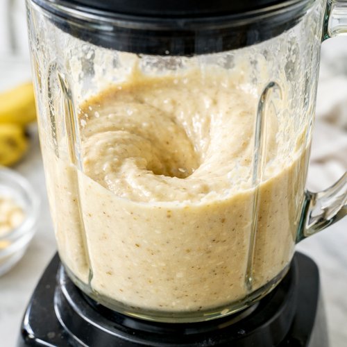 Step 3: Blend Until Smooth (But Not Over-Processed)
